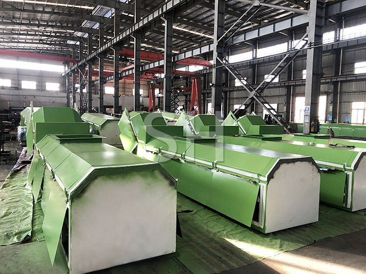 Fully sealed belt conveyor